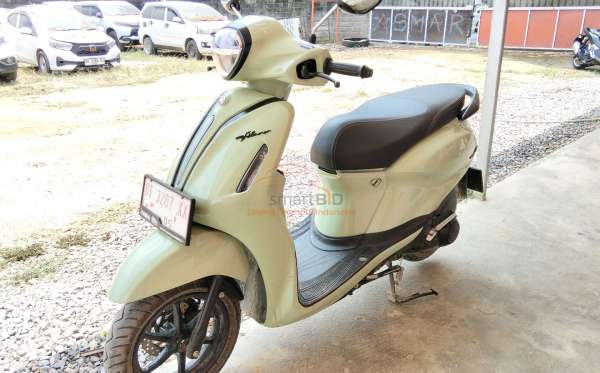 YAMAHA GRAND FILANO 125