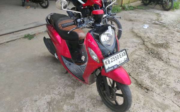 YAMAHA MIO FINO PREMIUM