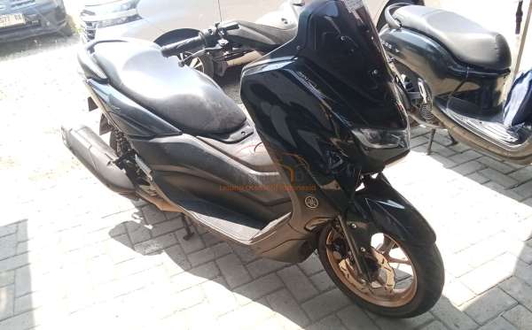 YAMAHA NMAX 155