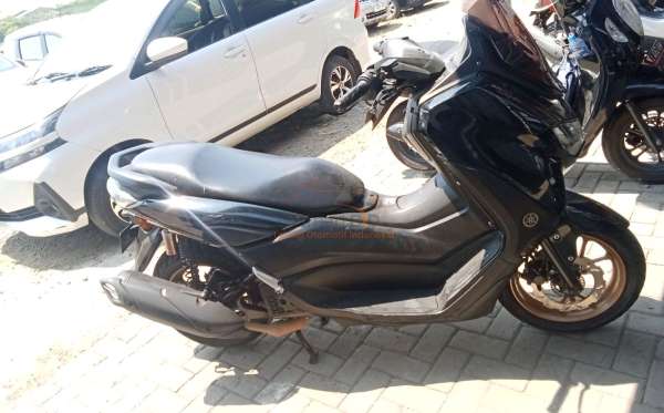 YAMAHA NMAX 155