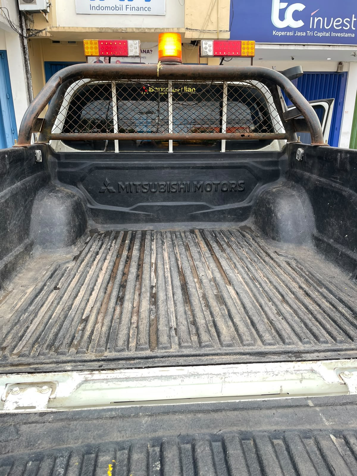 MITSUBISHI  TRITON DC HDX