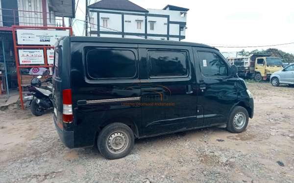 DAIHATSU GRAN MAX BLIND VAN