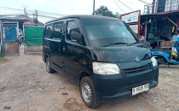 DAIHATSU GRAN MAX BLIND VAN