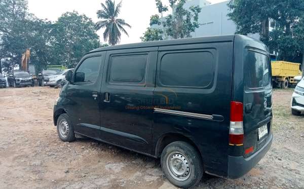 DAIHATSU GRAN MAX BLIND VAN