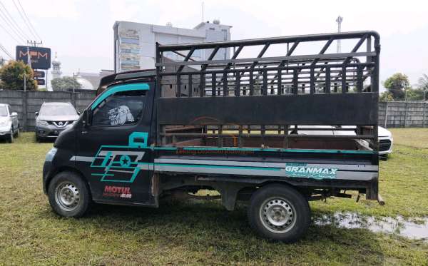 DAIHATSU STANDAR PS AC 1.5 PU