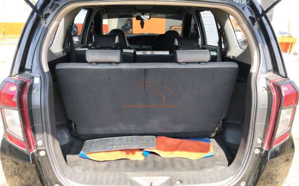 DAIHATSU SIGRA 1.2 R