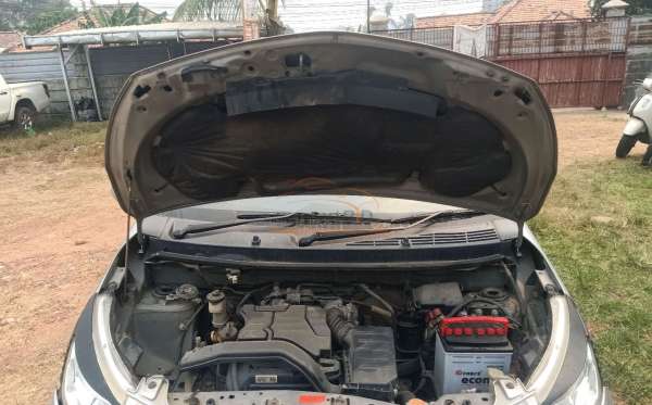 DAIHATSU SIGRA M