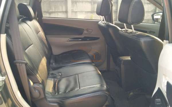 DAIHATSU XENIA R