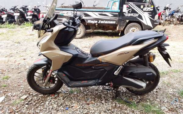 HONDA ADV 160 ABS