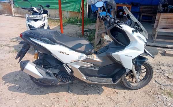 HONDA ADV