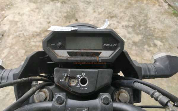 HONDA CB 150 Verza