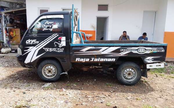 SUZUKI CARRY ST 150