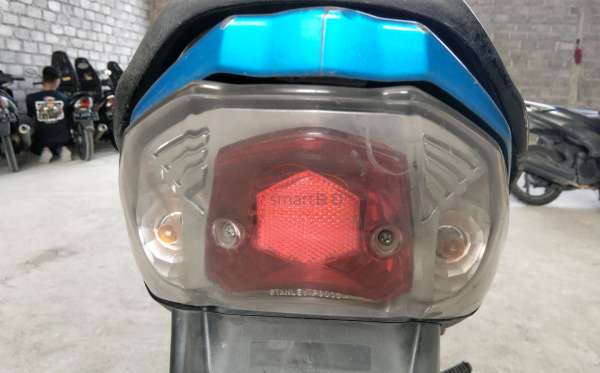 SUZUKI SMASH TITAN
