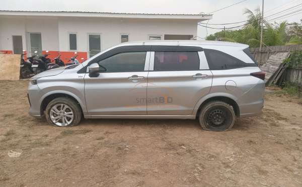 TOYOTA AVANZA