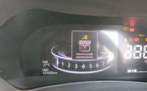 TOYOTA AVANZA