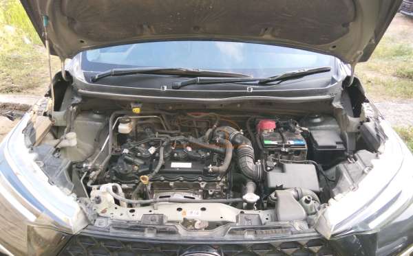TOYOTA AVANZA