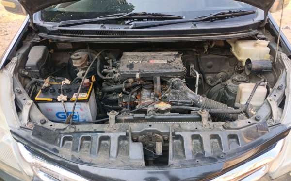 TOYOTA AVANZA