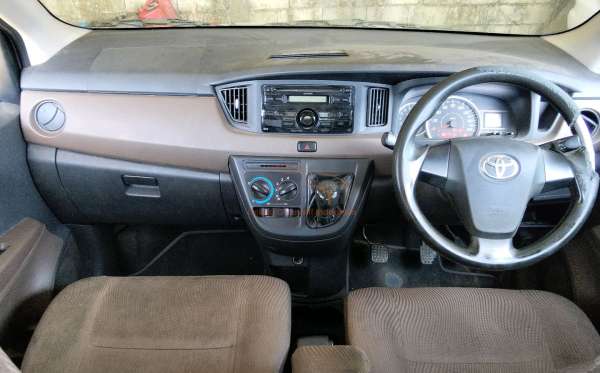 TOYOTA CALYA 1.2 E M/T