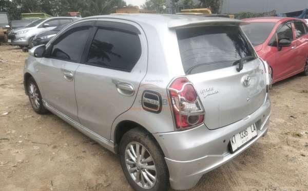 TOYOTA ETIOS