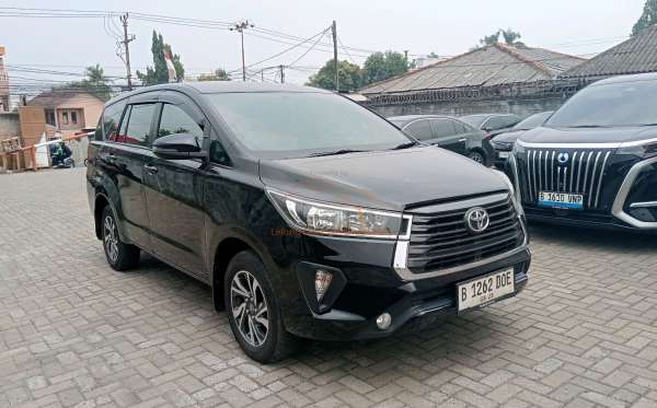 TOYOTA INNOVA 2.4 G