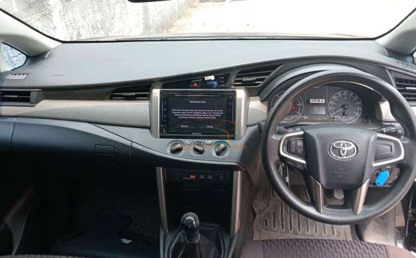 TOYOTA INNOVA 2.4 G