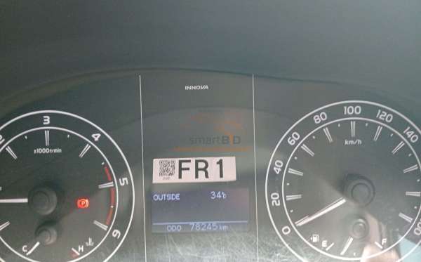 TOYOTA INNOVA 2.4 G
