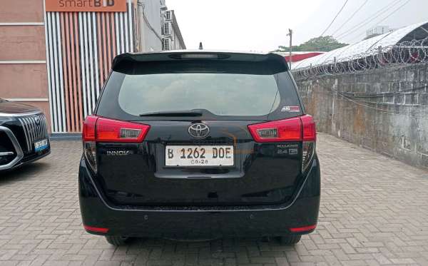 TOYOTA INNOVA 2.4 G