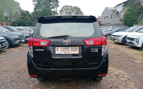 TOYOTA INNOVA 2.4 G