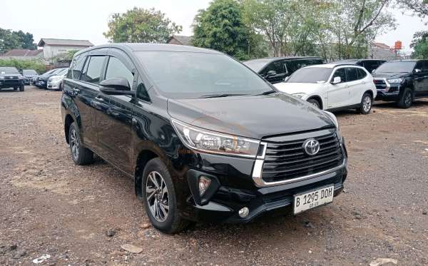 TOYOTA INNOVA 2.4 G