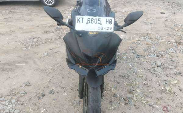 YAMAHA R-15 SERIES