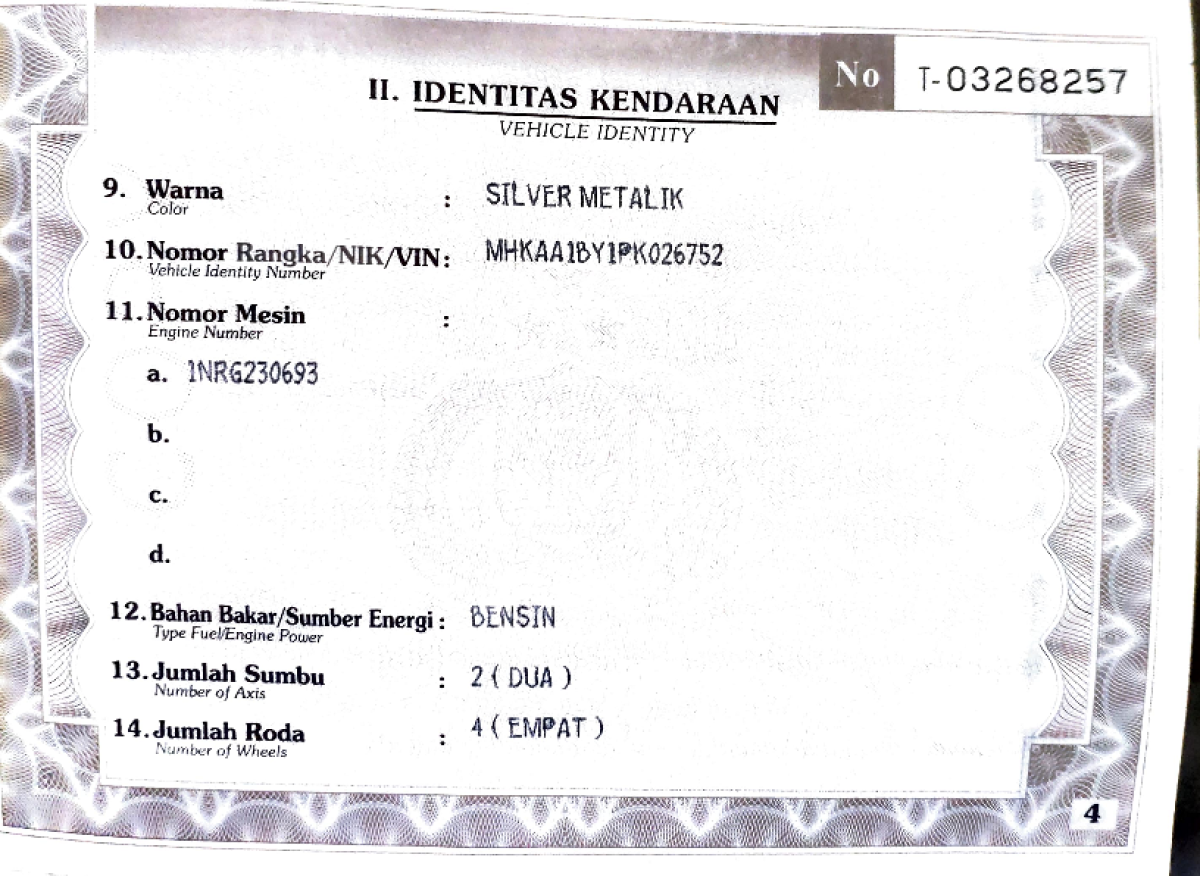 TOYOTA AVANZA