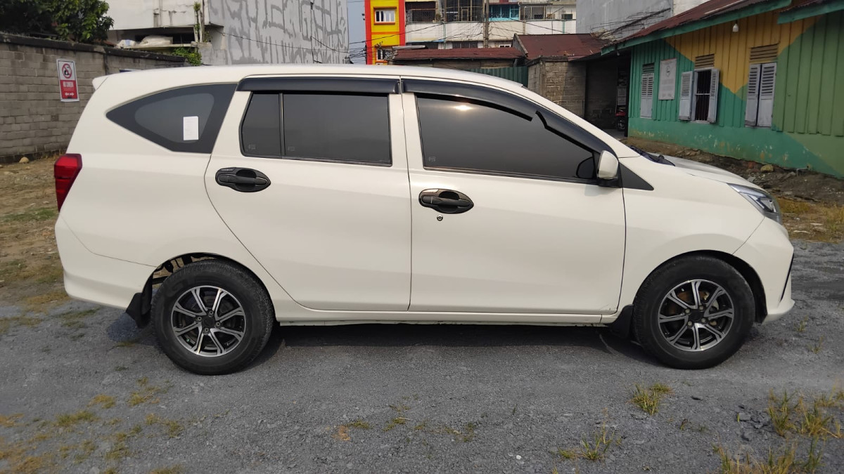 DAIHATSU  SIGRA  M