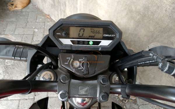 HONDA CB 150 Verza