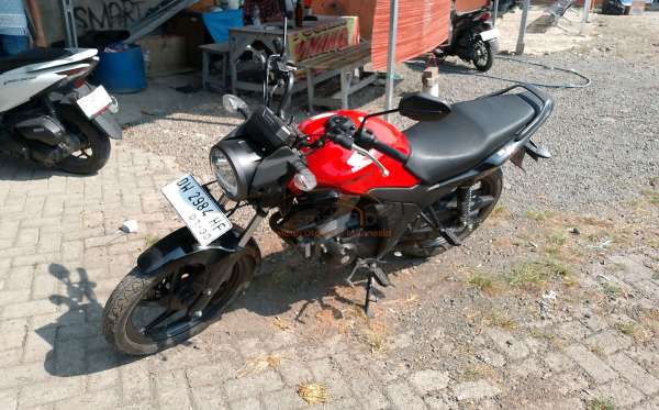 HONDA CB 150 Verza