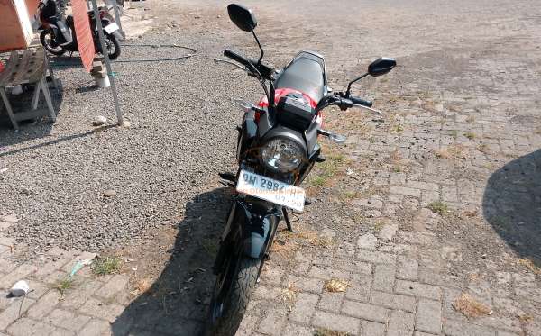 HONDA CB 150 Verza