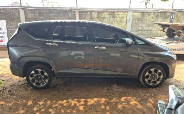 HYUNDAI STARGAZER STYLE AT