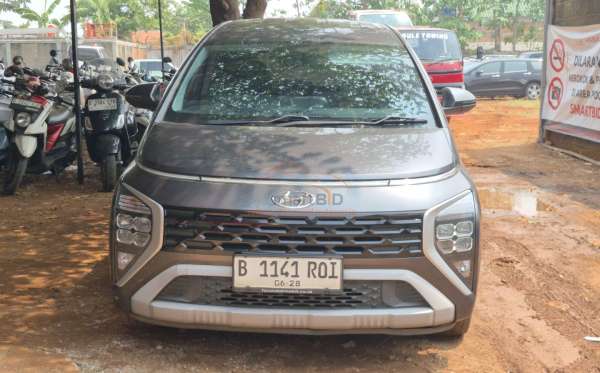 HYUNDAI STARGAZER STYLE AT