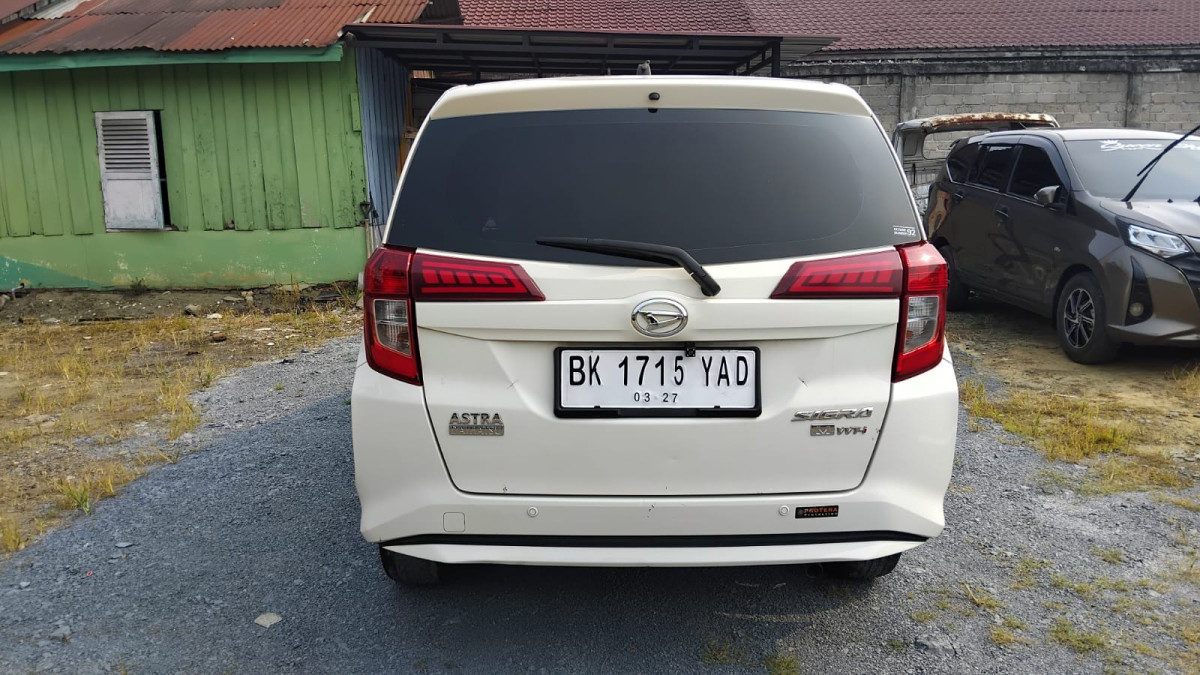DAIHATSU  SIGRA  M