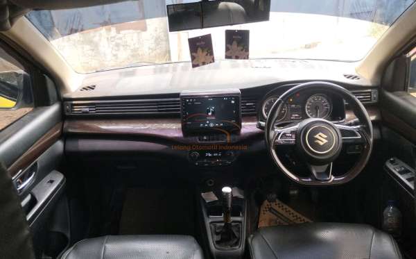 SUZUKI ERTIGA