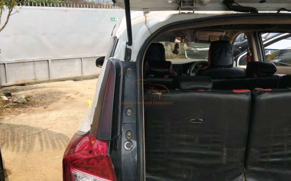 SUZUKI  ERTIGA
