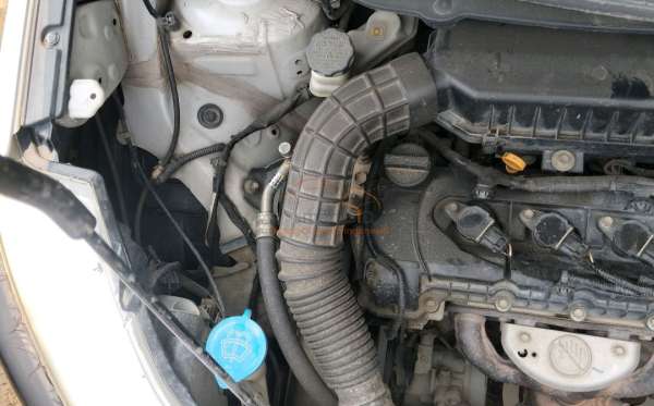 SUZUKI  ERTIGA
