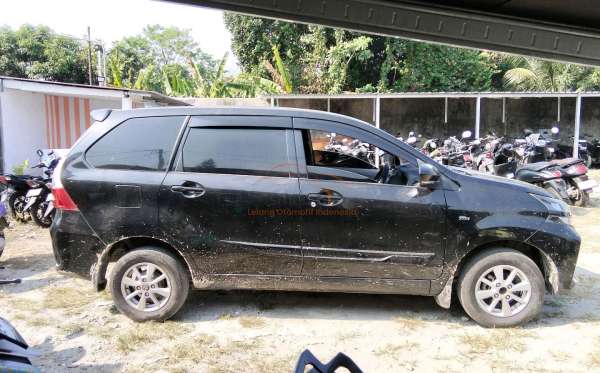 TOYOTA AVANZA 1.3 G