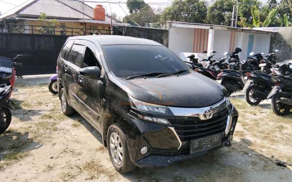 TOYOTA AVANZA 1.3 G