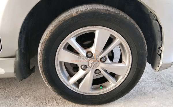 TOYOTA AVANZA