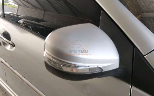 TOYOTA AVANZA