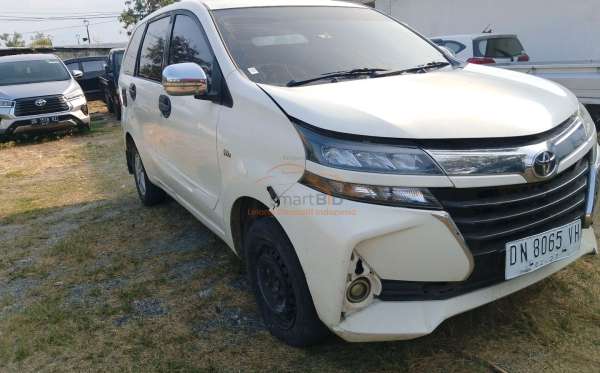 TOYOTA AVANZA 1.3 G