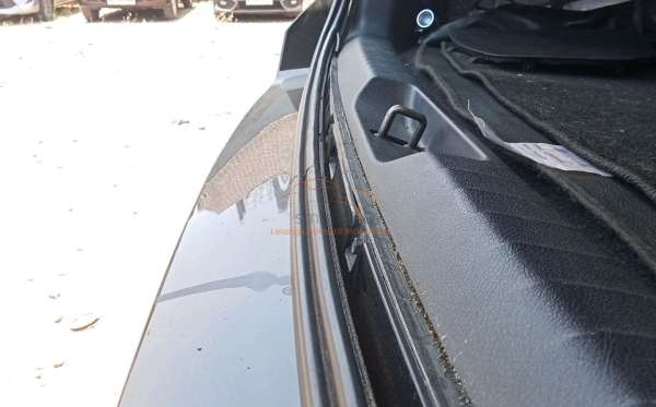TOYOTA FORTUNER 2.4 VRZ