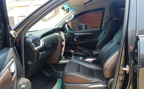 TOYOTA FORTUNER 2.4 VRZ