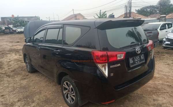 TOYOTA INNOVA 2.4 G