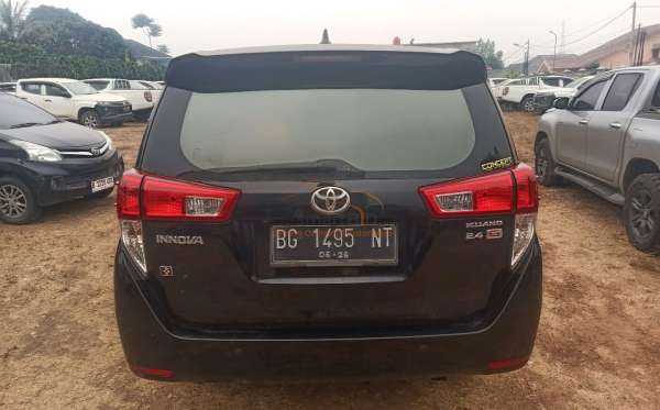 TOYOTA INNOVA 2.4 G